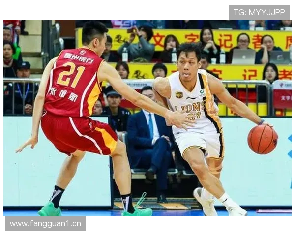 广厦斗志低迷防守失守难敌上海