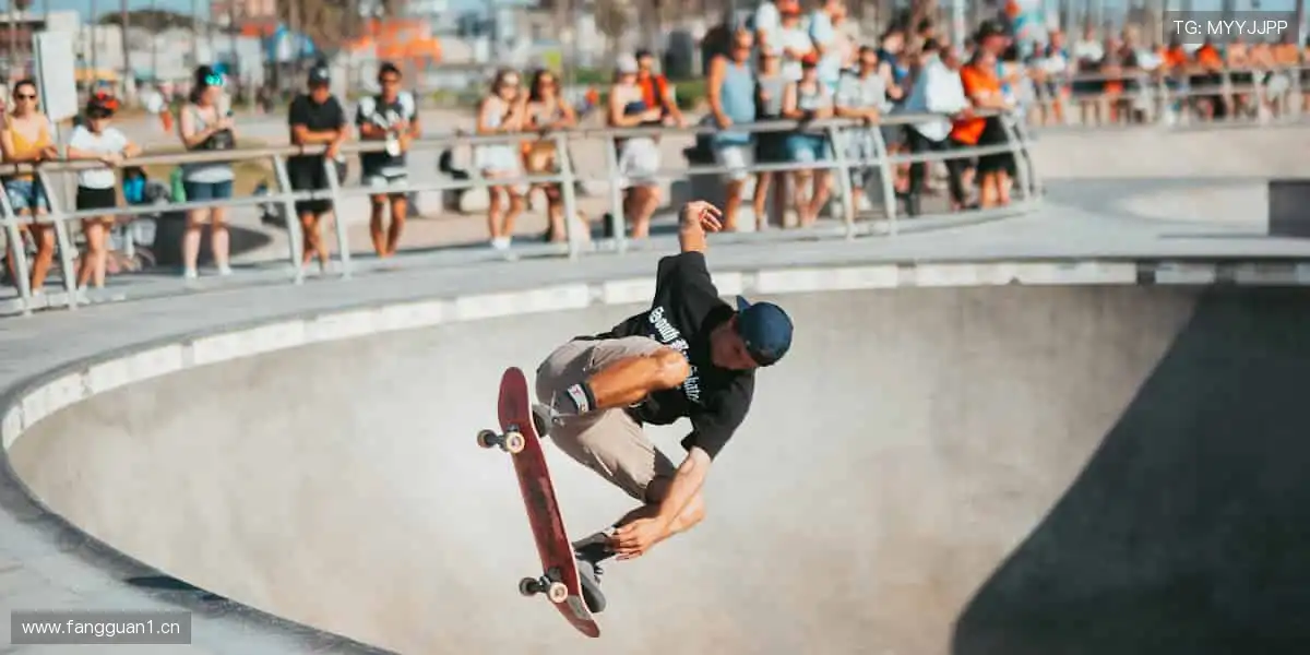 👕球迷专属,个性定制!每一件周边,都是热爱的勋章🎁